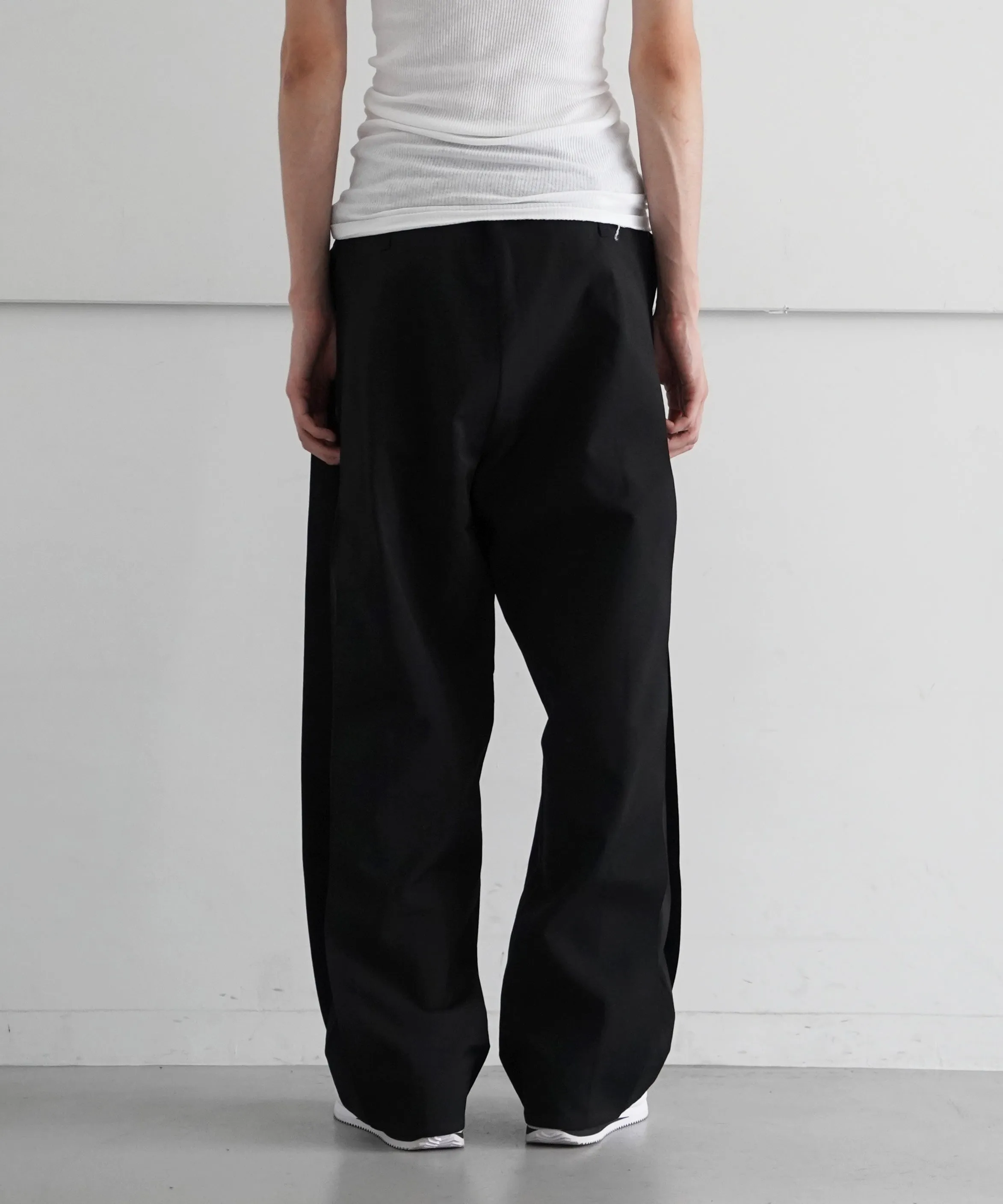 FAX COPY EXPRESS Structured Tailored Trousers "BLACK"