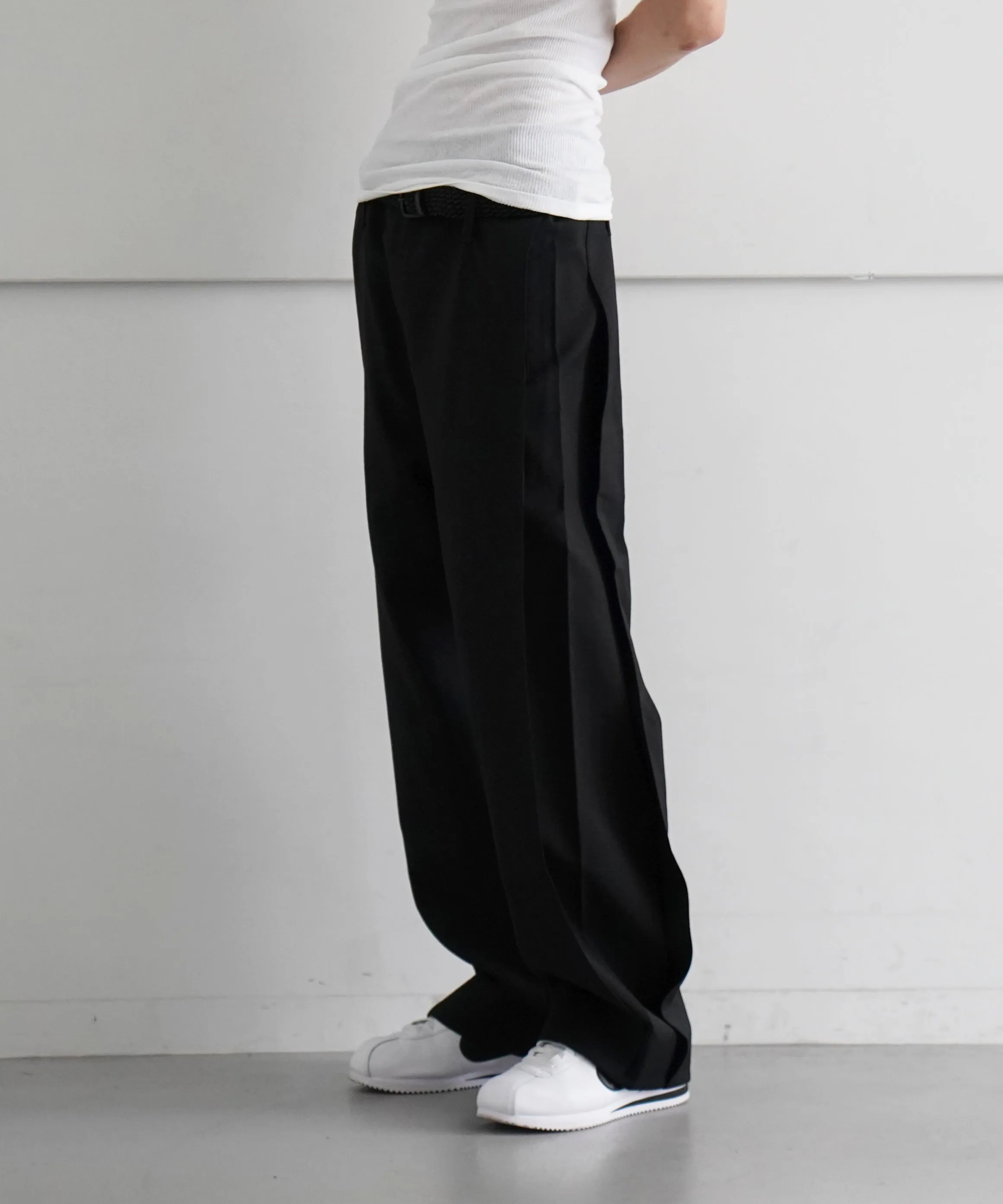 FAX COPY EXPRESS Structured Tailored Trousers "BLACK"