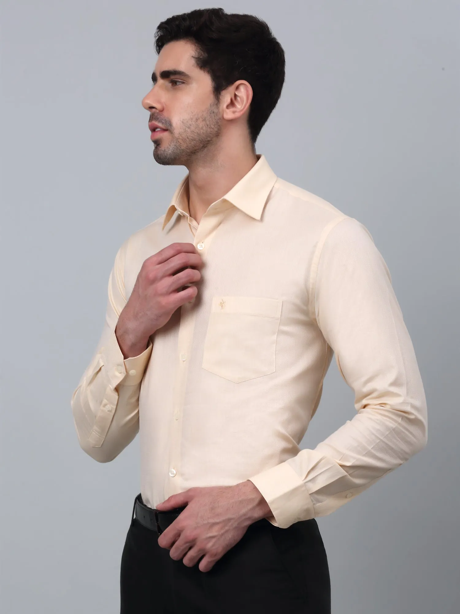 Men's Yellow Formal Self Textured Full Sleeve Shirt